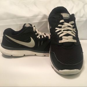Black Nike Flex Experience RN3 Sneakers